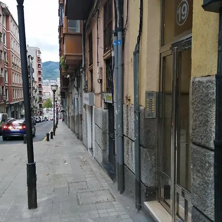 דירה Lugar Especial, Gran Patio, Junto Al Ayuntamiento בילבאו