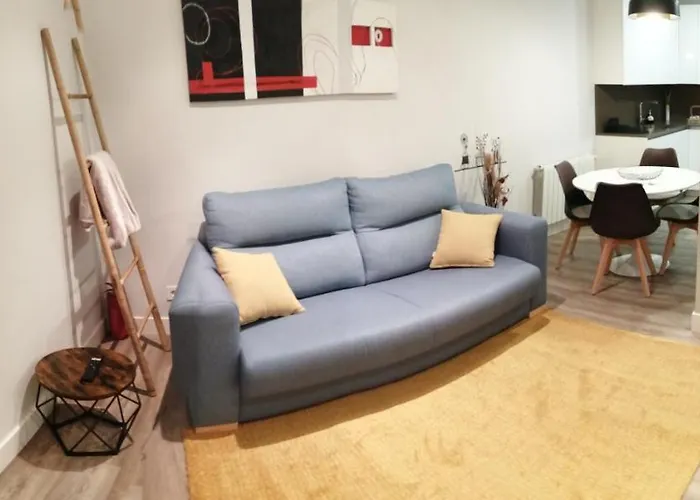 Lugar Especial, Gran Patio, Junto Al Ayuntamiento