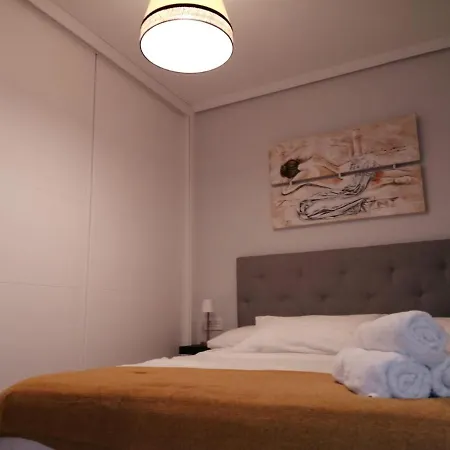 Lugar Especial, Gran Patio, Junto Al Ayuntamiento Bilbao